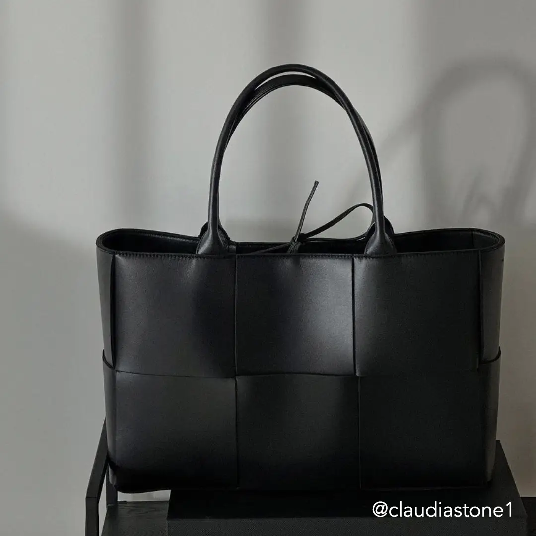 The 10 Most Elegant Designer Tote Bags